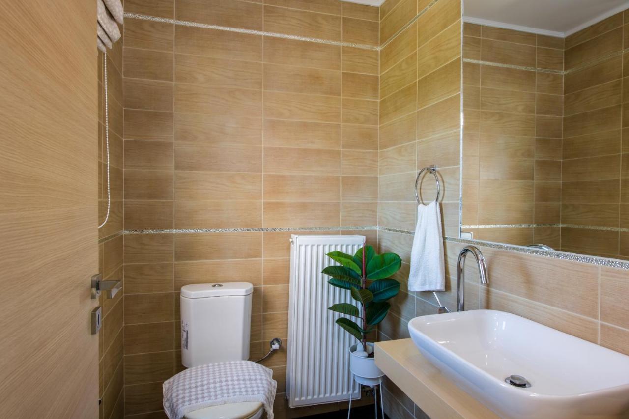 Villa Elisabeth View Gerani  Bagian luar foto