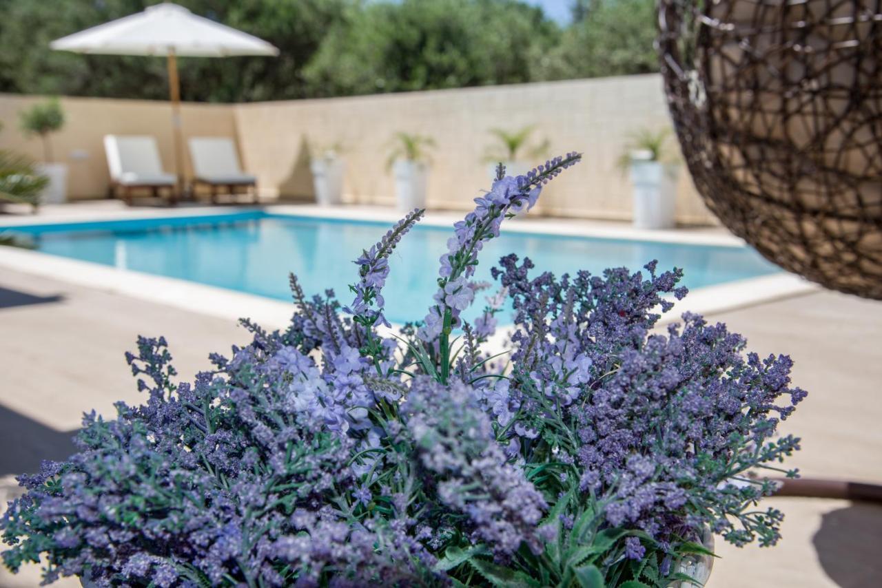 Villa Elisabeth View Gerani  Bagian luar foto