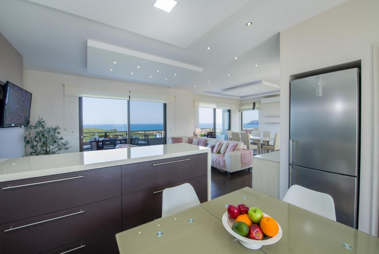 Villa Elisabeth View Gerani  Bagian luar foto